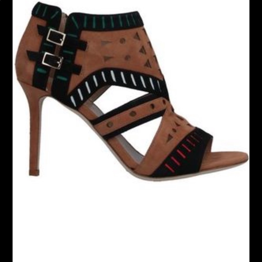 Tamara Mellon trendy & comfy high heels